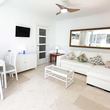 1 Bedroom Apartment Second Line Beach- Parque Marbella Building Экстерьер фото
